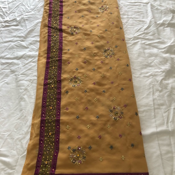 Preloved Saree fabric in tan with machine and hand embroidery, and purple lace. - Picture 5 of 14